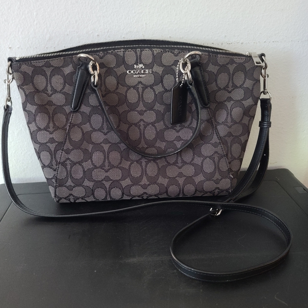 Coach handbag